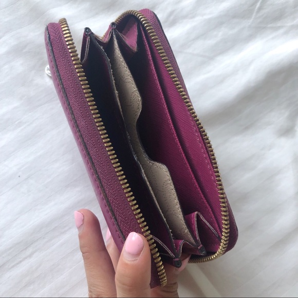 MK Zip Wallet - Picture 4 of 5